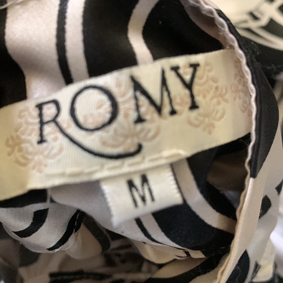 Blouse - Picture 7 of 7